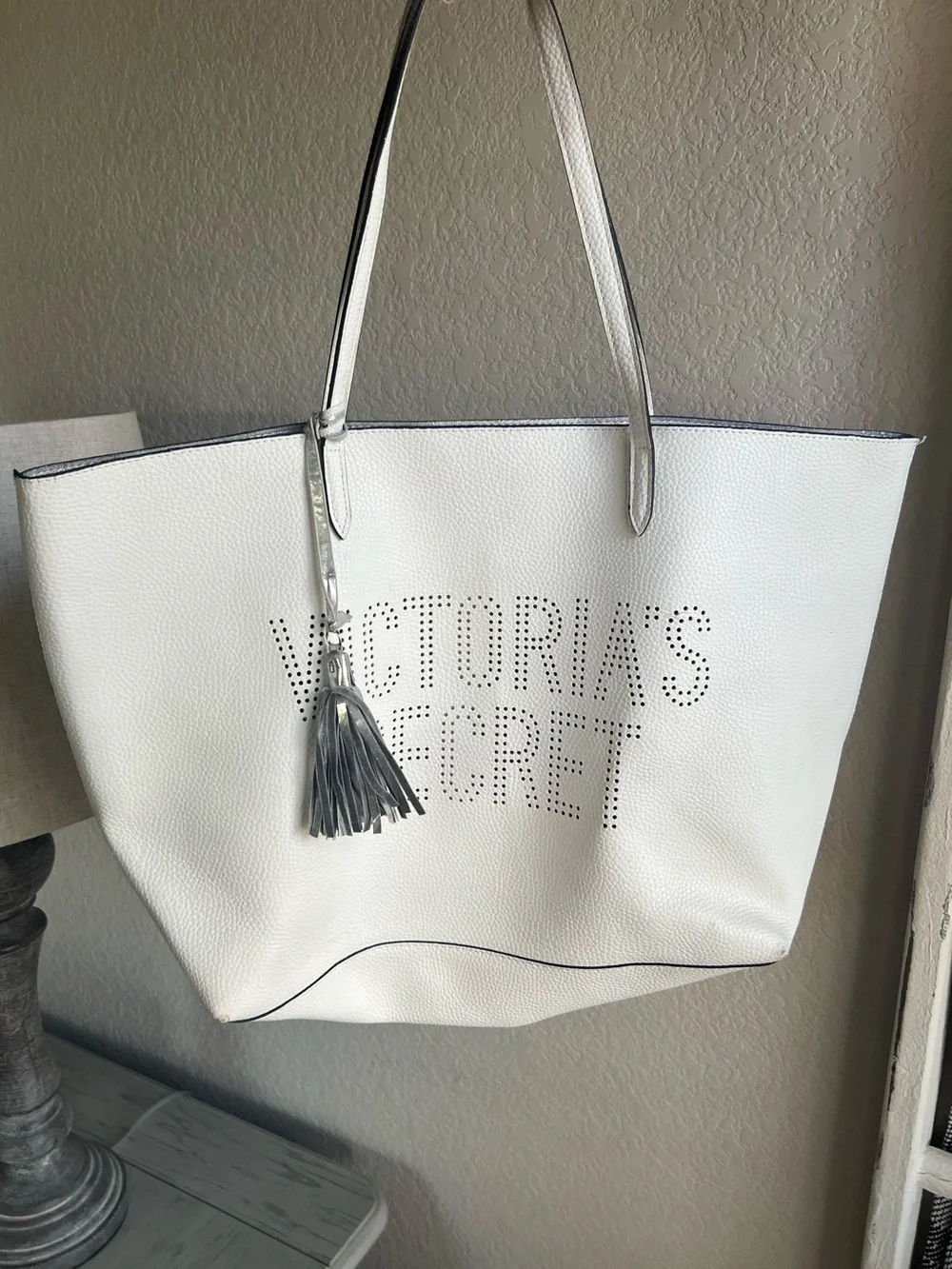 Victoria's Secret White Pebbled Tote with Tassel Accent - Good Condition